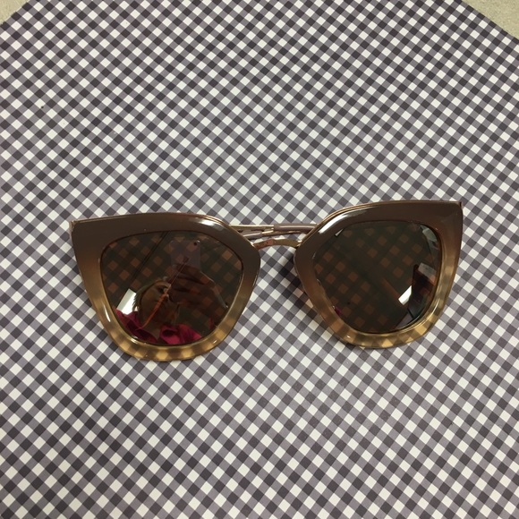 Trendy cat eye sunglasses 😎 - Picture 3 of 3